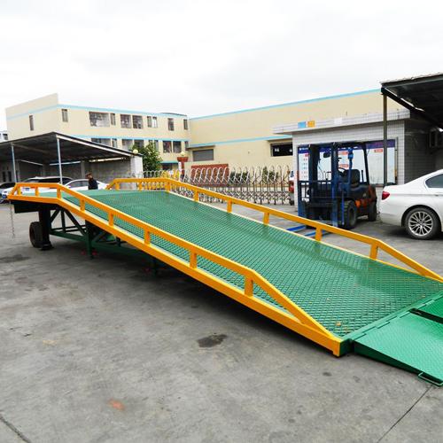 移動式登車橋 移動式登車橋