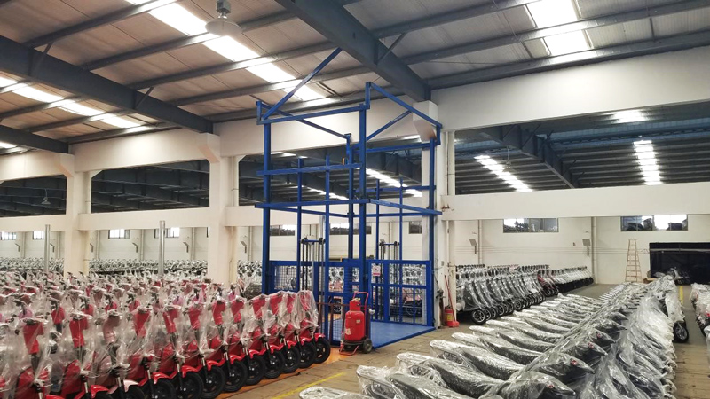 威麟勤力為五羊摩托量身定做數款升降平臺